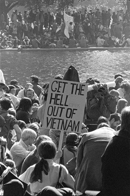 Protest przeciwko wojnie w Wietnamie, 21 października 1967 r., fot. Frank Wolfe / The Lyndon B. Johnson Library